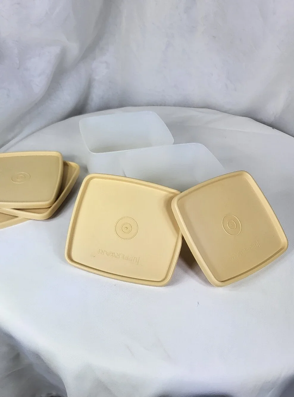 Tupperware 2 Clear Square Food Storage Container with 5 Almond Lids #311-55 & 54